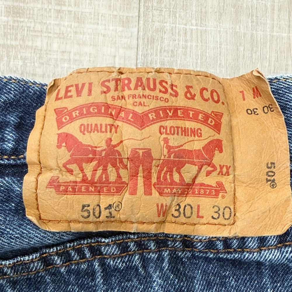 Levi's 501 Original Fit Jeans w30 L30 Button Fly Vintage Classic Straight Icon - Picture 2 of 13